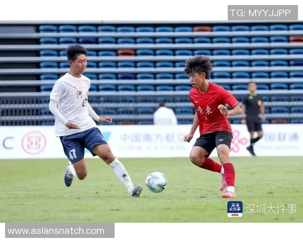 深圳足球队的拼搏之路与挑战赛背后的奋斗故事
