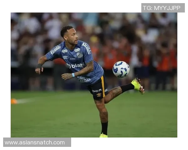 足球明星双膝滑行精彩瞬间回顾引发球迷热议与欢呼 足球明星双膝滑行精彩瞬间回顾引发球迷热议与欢呼